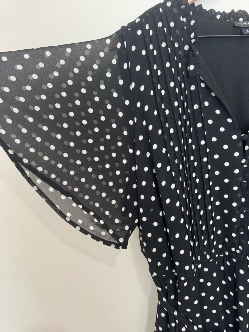 Torrid Size 3 Midi Chiffon Ruffle Neck Pintuck Dress Black and White Polka Dots - Picture 3 of 10